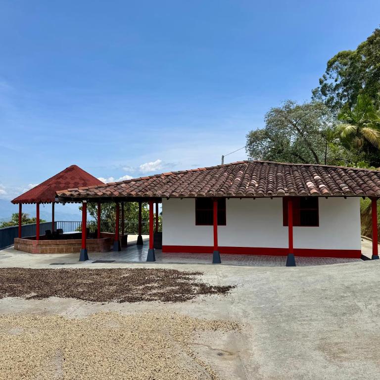 Finca cafetera para descanso - Casa de 3 dormitorios - 10