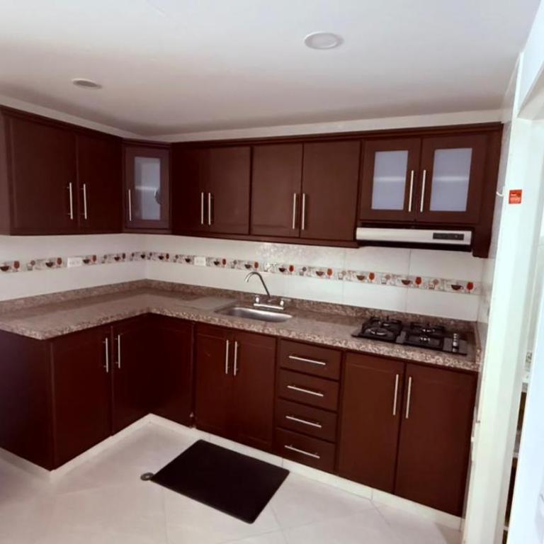 Apartamento Espacioso y Tranquilo en Bella Isla - Apartamento de 3 dormitorios - 13