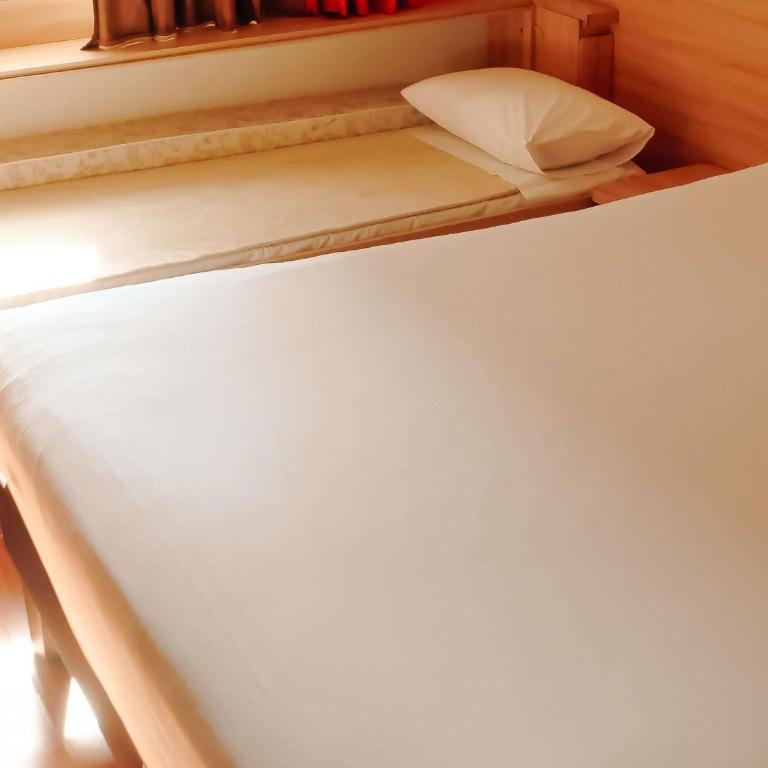ibis Santiago Providencia - Habitación con cama grande y cama supletoria - 7