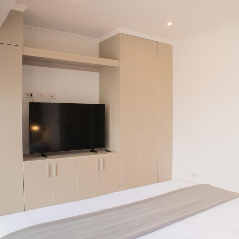 Inviting 2BR Balcony in Miraflores - Apartment - 26