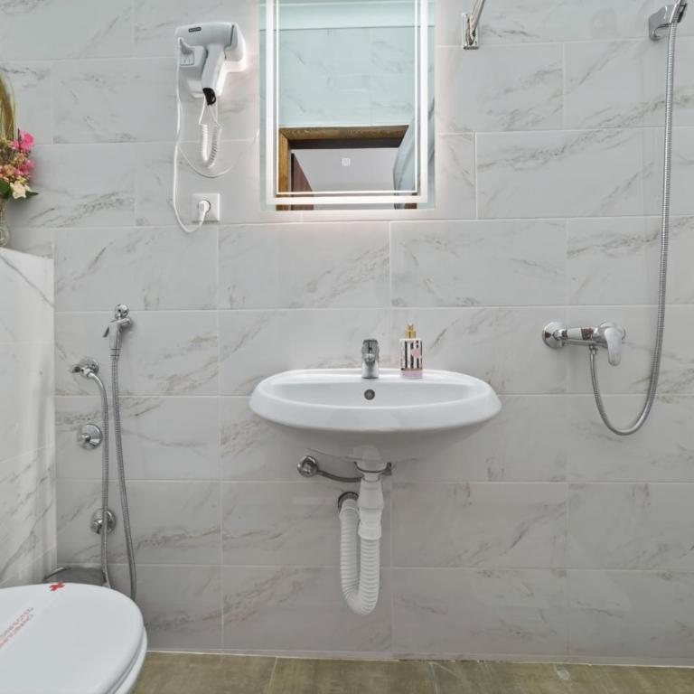 Apartman GM-sobe-Pale Near Jahorina & Sarajevo, Private Parking - Four-Bedroom Apartment - 29