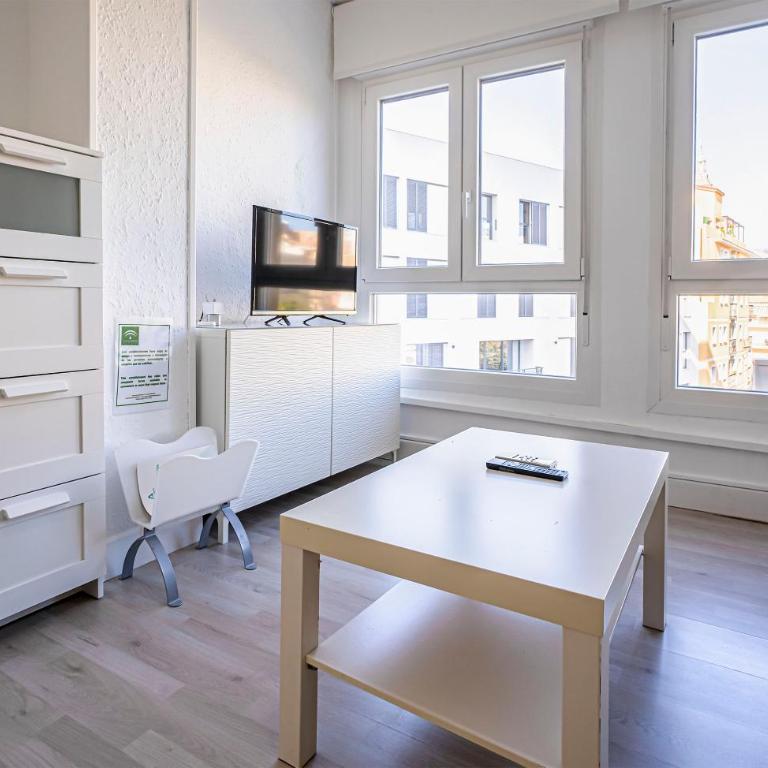 Heart of Town Apartment - Apartamento - 3