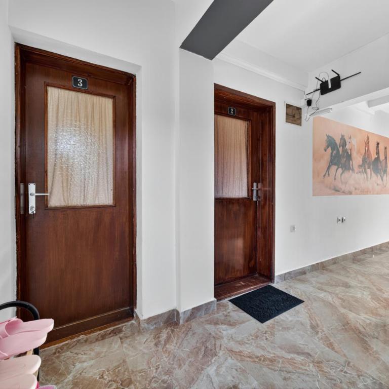 Apartman GM-sobe-Pale Near Jahorina & Sarajevo, Private Parking - Four-Bedroom Apartment - 34