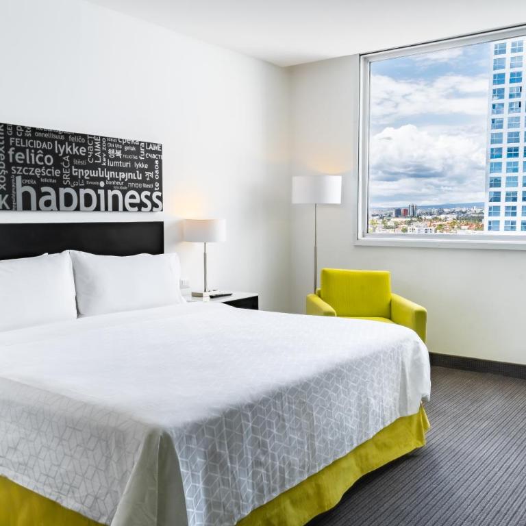 Holiday Inn Express & Suites Puebla Angelopolis by IHG - Habitación Estándar - Cama extragrande - 2