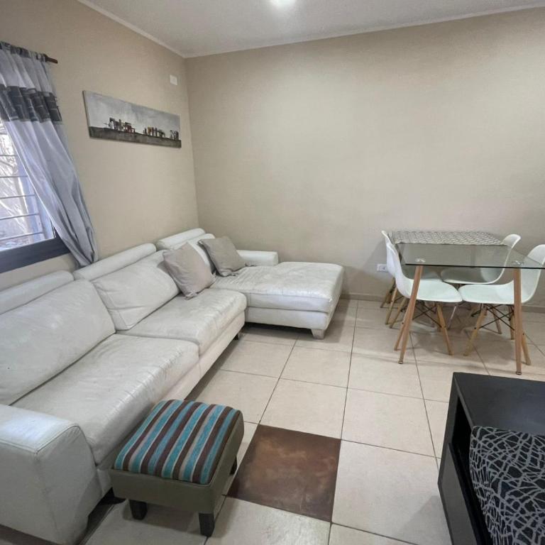 La Buena Memoria - Deptos frente al shopping - One-Bedroom Apartment - 1