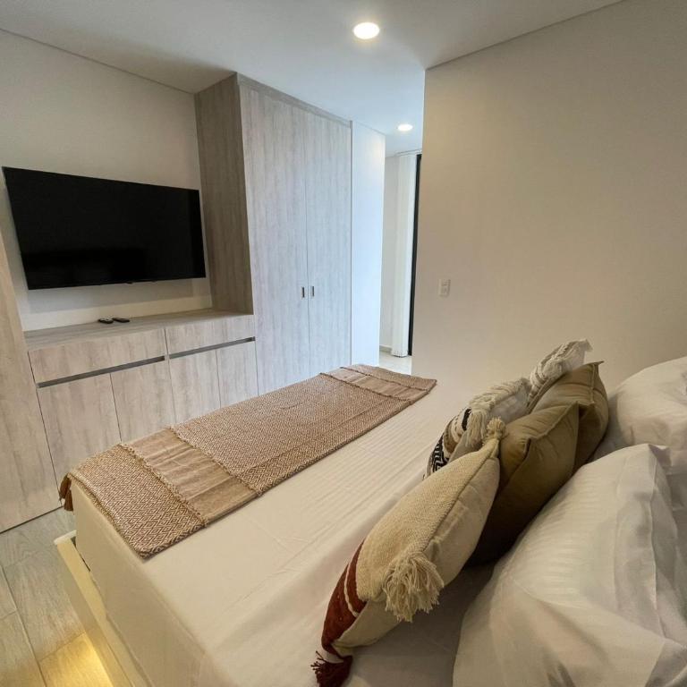 Amara 304- Amplio y comodo Apartamento en Laureles - One-Bedroom Apartment - 1