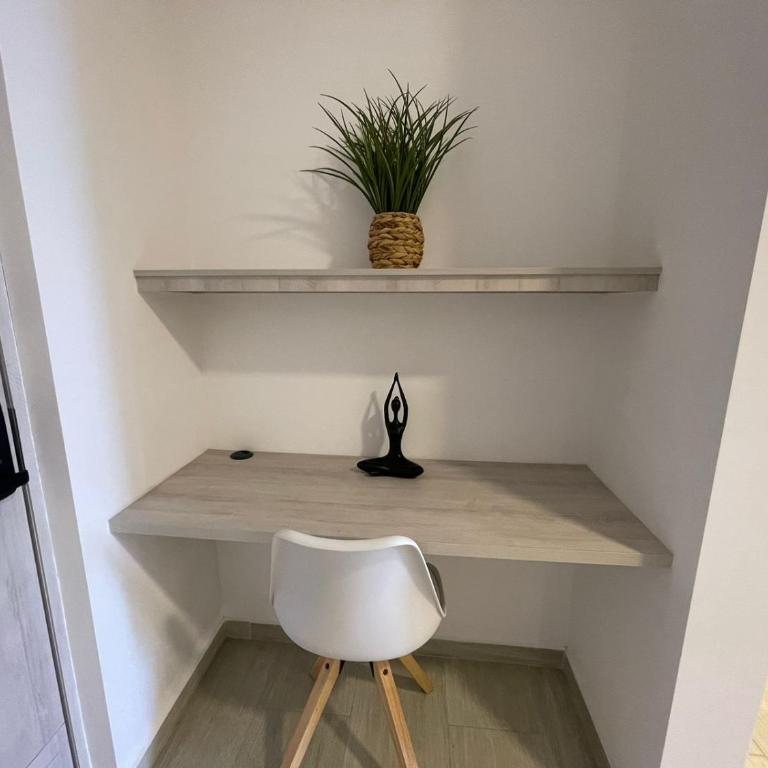 Amara 304- Amplio y comodo Apartamento en Laureles - One-Bedroom Apartment - 3
