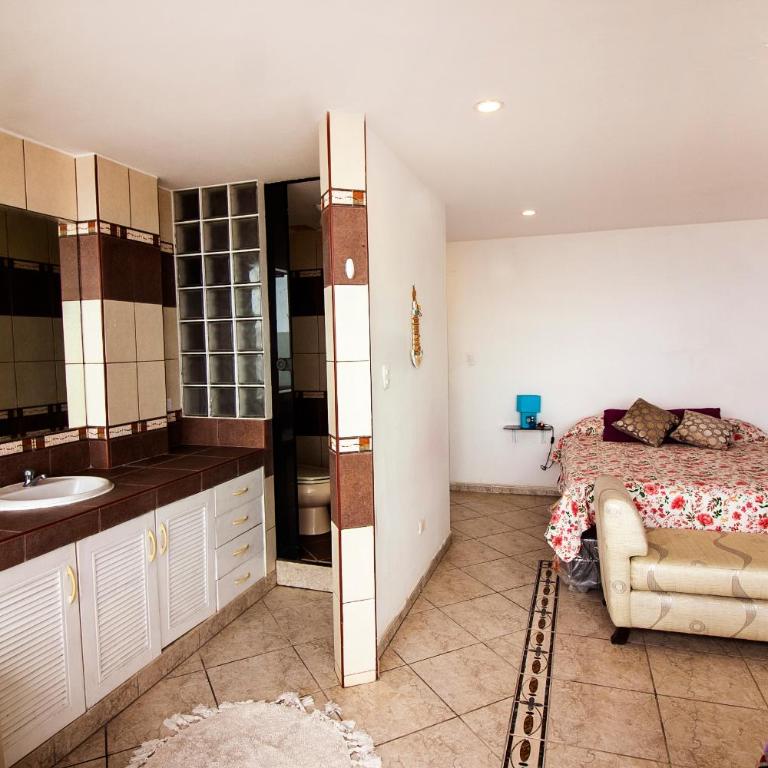 Casa Las Brisas de Villa frente al mar - Three-Bedroom House - 1