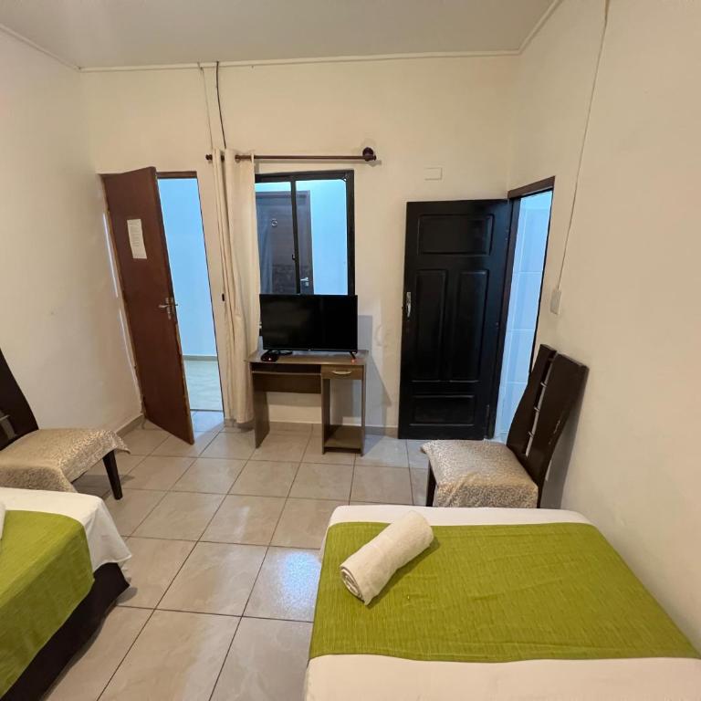 Hostal Rokemar - Double Room with Private Bathroom - 3