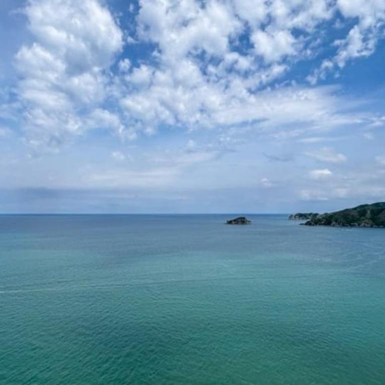 Hermoso Pent House, espectacular vista al mar, amplio fresco, con aire acondicionado - Apartamento - 1