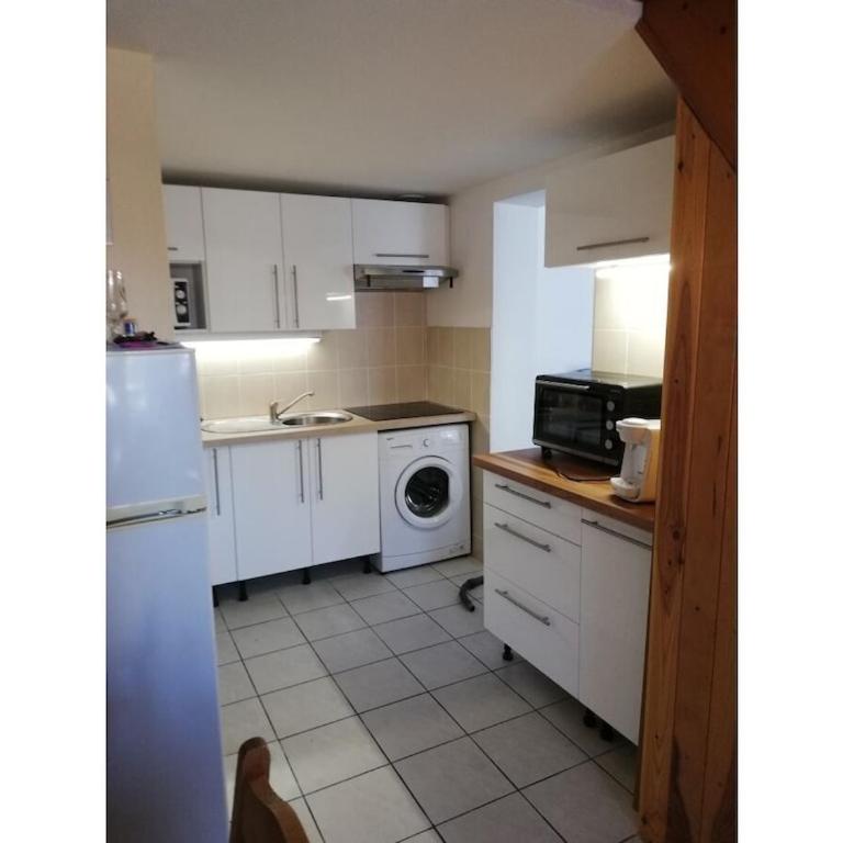 Holiday home in Gruissan with swimming pool - Two-Bedroom Holiday Home - 10