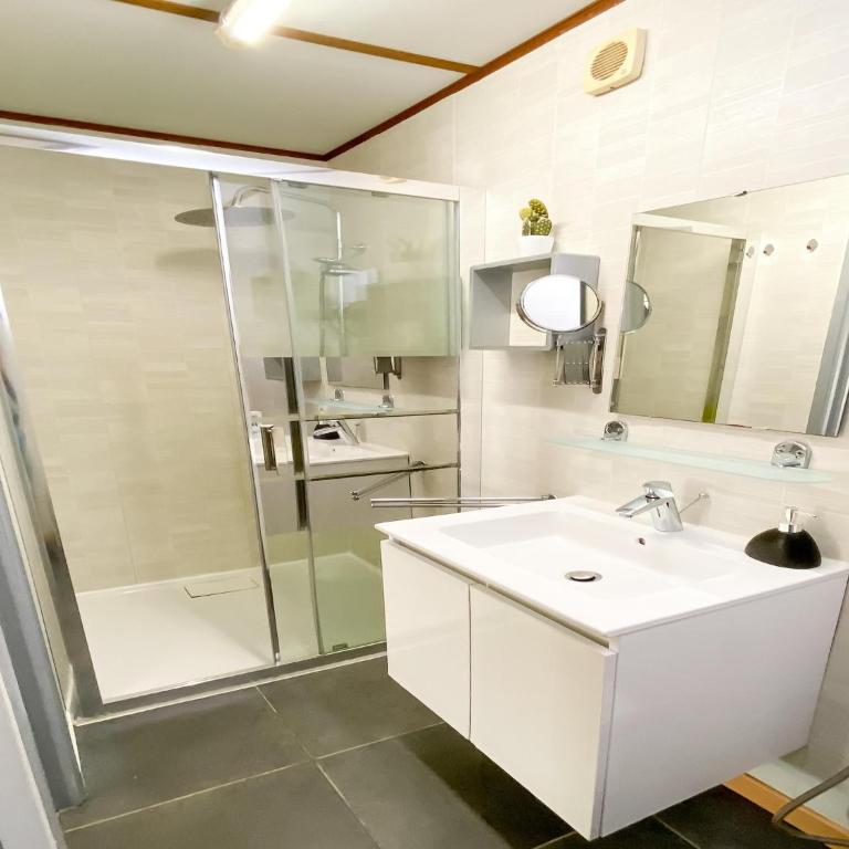 Cozy beach House in Les Tamaris - Maison de Vacances 2 Chambres - 11