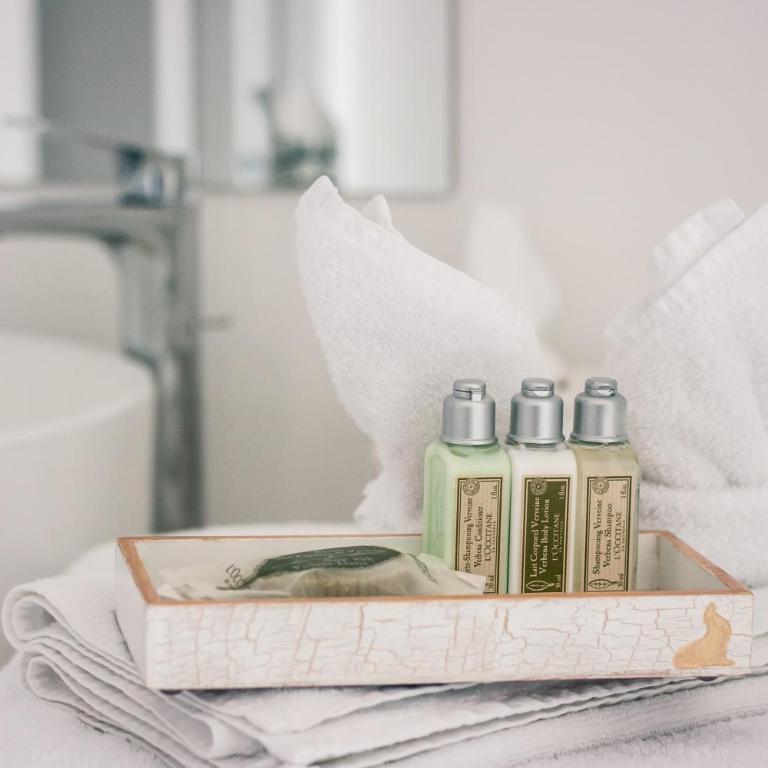 Golden Bay Galapagos - Twin Room with Balcony - 4