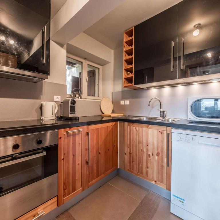Appartement 95m2 Courchevel 1850, proche pistes - Appartement - 5