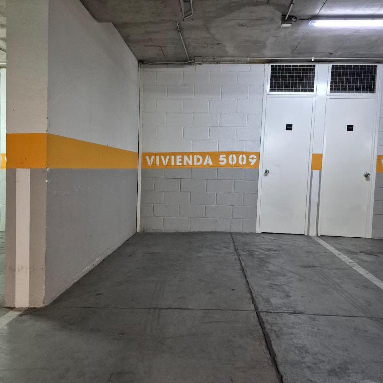 Ubicación Ideal con piscina y parking - Deluxe One-Bedroom Apartment with City View - 10