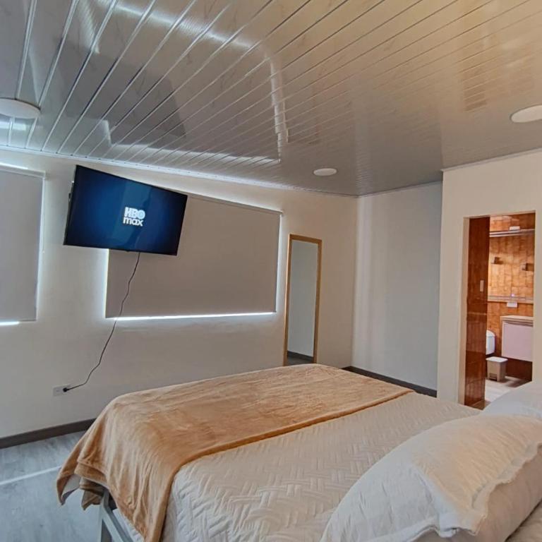 Alojamiento Hotel The hive suite - Double Room with Private Bathroom - 9