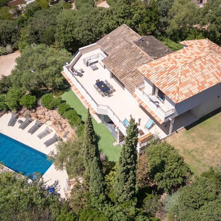 Villa MARINARCA sitew Porto Vecchio Marina di Fiori Vue mer piscine chauffée Clim plage à pied tennis - Villa - 4