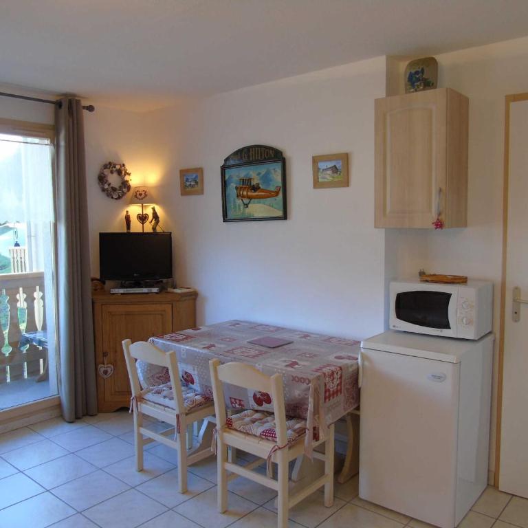 Studio + cabine à Valfréjus - 4 pers, balcon, proche remontées et commerces, draps inclus - FR-1-561-7 - Estudio - 2