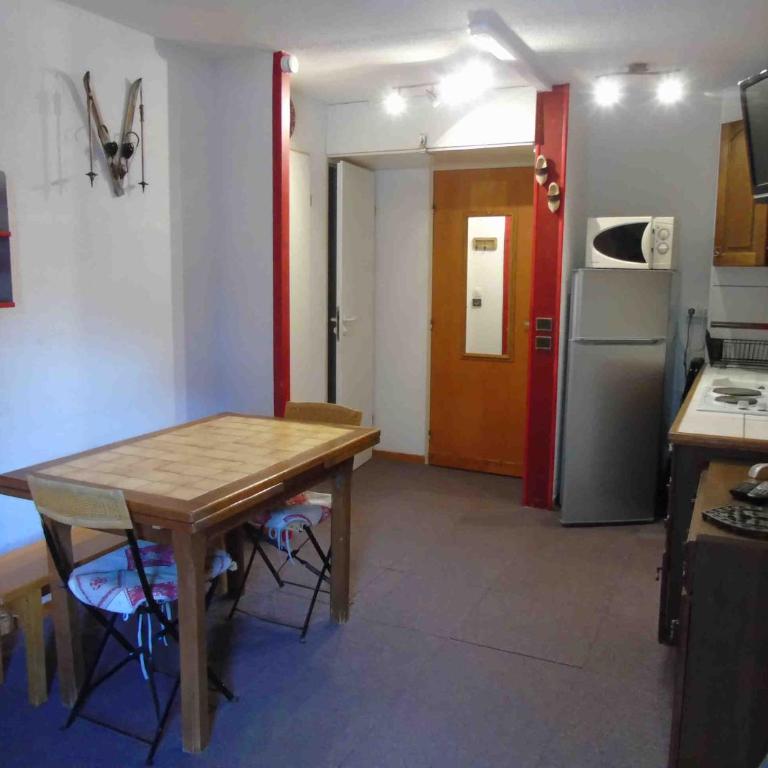 Studio cabine près télécabine, wifi, parking, 4 pers - FR-1-561-68 - Studio - 1