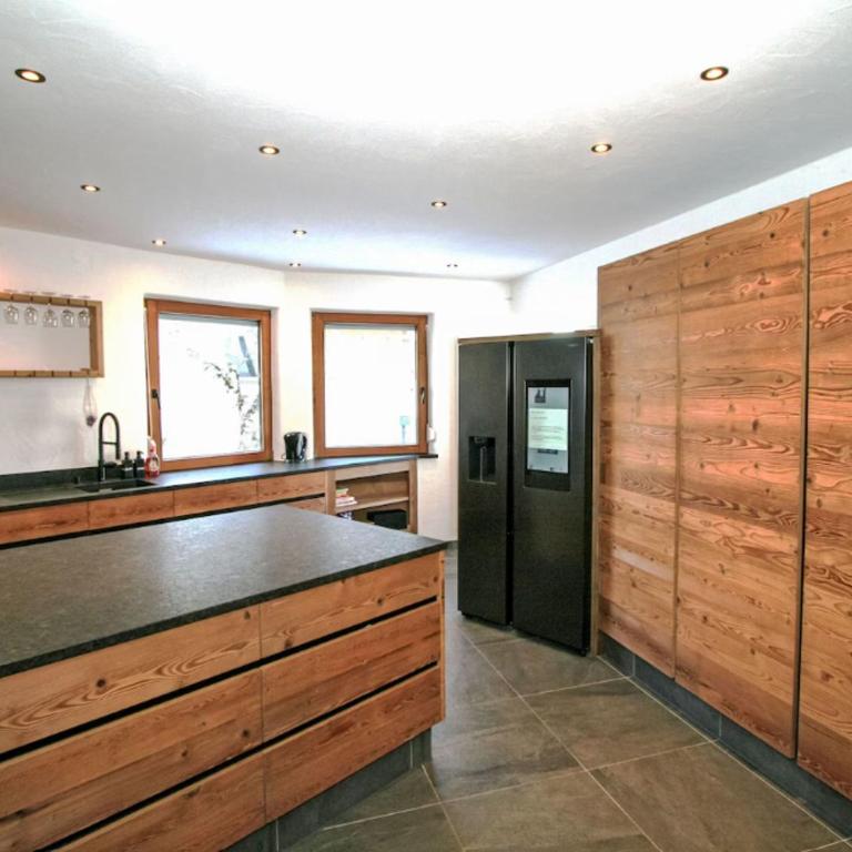Data Castle - Vacation Home - 5