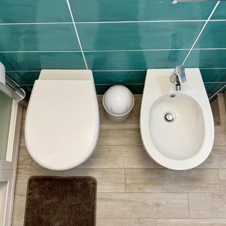 HOST4U - Nuovo Appartamento con Ingresso Indipendente e Parcheggio Privato - Villa Catocce - Appartamento Attico - 13
