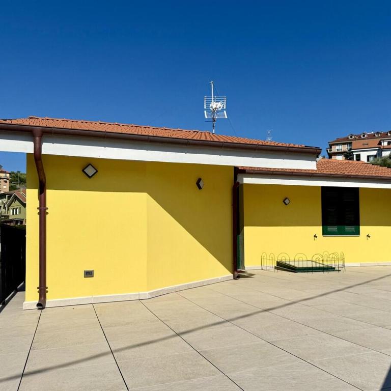 HOST4U - Nuovo Appartamento con Ingresso Indipendente e Parcheggio Privato - Villa Catocce - Appartamento Attico - 5