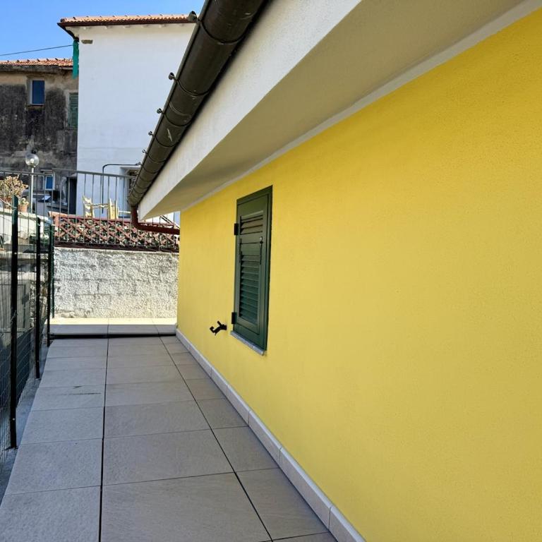 HOST4U - Nuovo Appartamento con Ingresso Indipendente e Parcheggio Privato - Villa Catocce - Appartamento Attico - 3