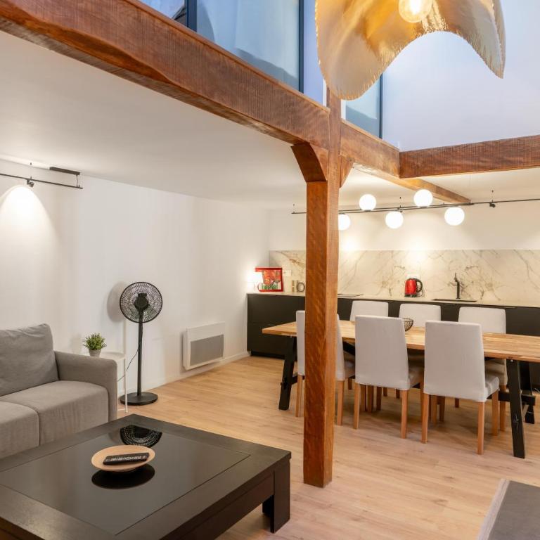 Appartement T4 plein centre ville Climatisé escalier étroit - Appartamento con 3 Camere da Letto - Piano Alto - 5
