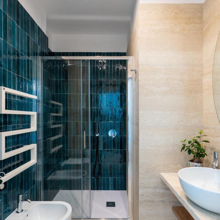Domus Gualtieri - Double or Twin Room with Balcony - 4