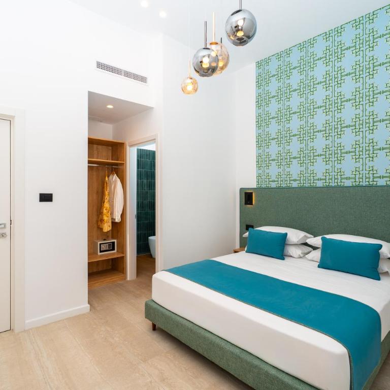 Domus Gualtieri - Deluxe Double Room with Balcony - 3