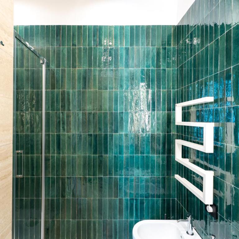 Domus Gualtieri - Deluxe Double Room with Balcony - 7