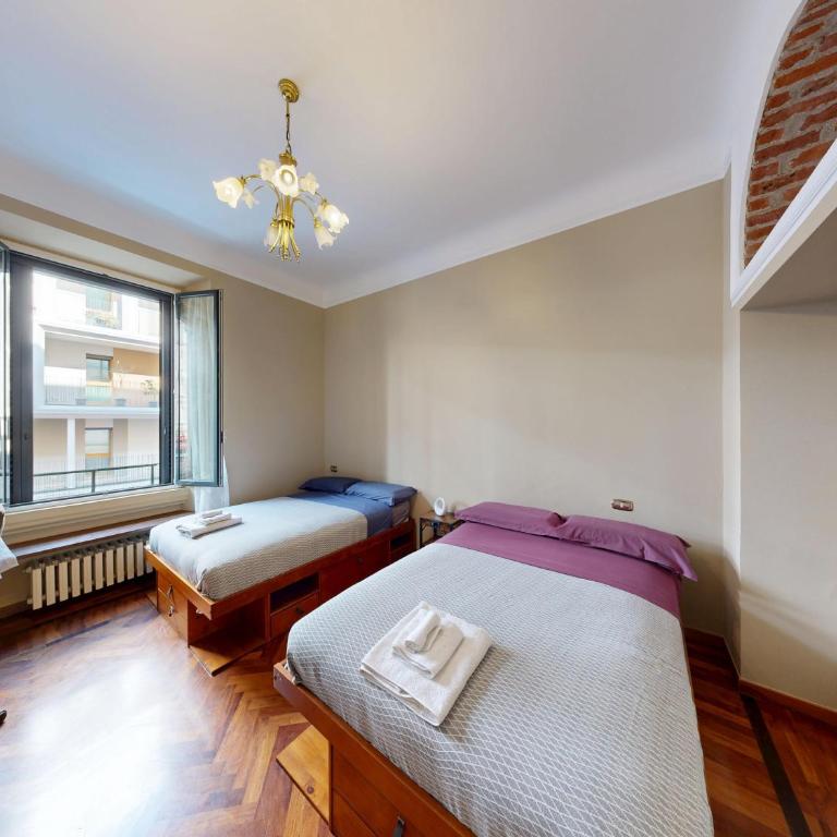 Wonderful downtown apartment-HD NETFLIX, KING-SIZE BED, two minutes' walk from metro - Appartamento Deluxe - 28
