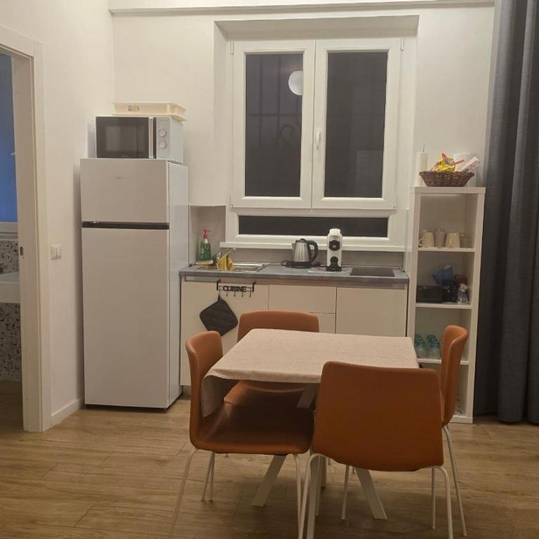 Domus Regis Rooms - Casa Vacanze con 3 Camere da Letto - 3