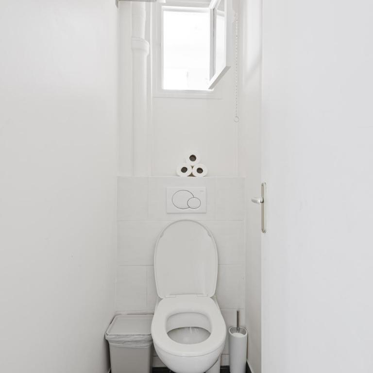 Haussmannien lumineux avec balcon proche Montmartre - Appartement 1 Chambre - 18