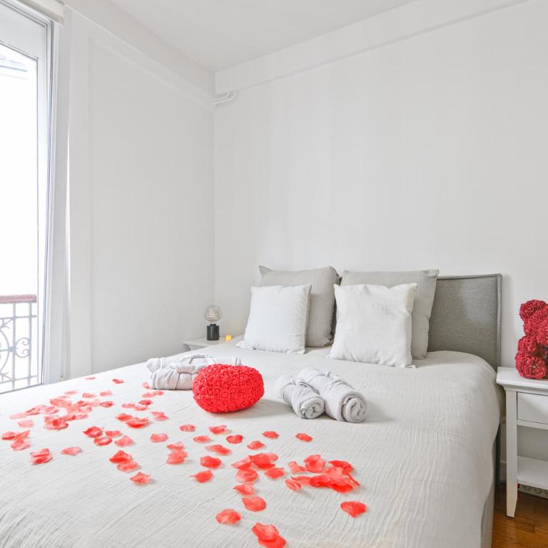 Haussmannien lumineux avec balcon proche Montmartre - Appartement 1 Chambre - 32