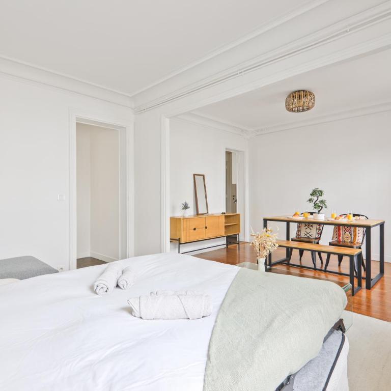 Haussmannien lumineux avec balcon proche Montmartre - Appartement 1 Chambre - 11