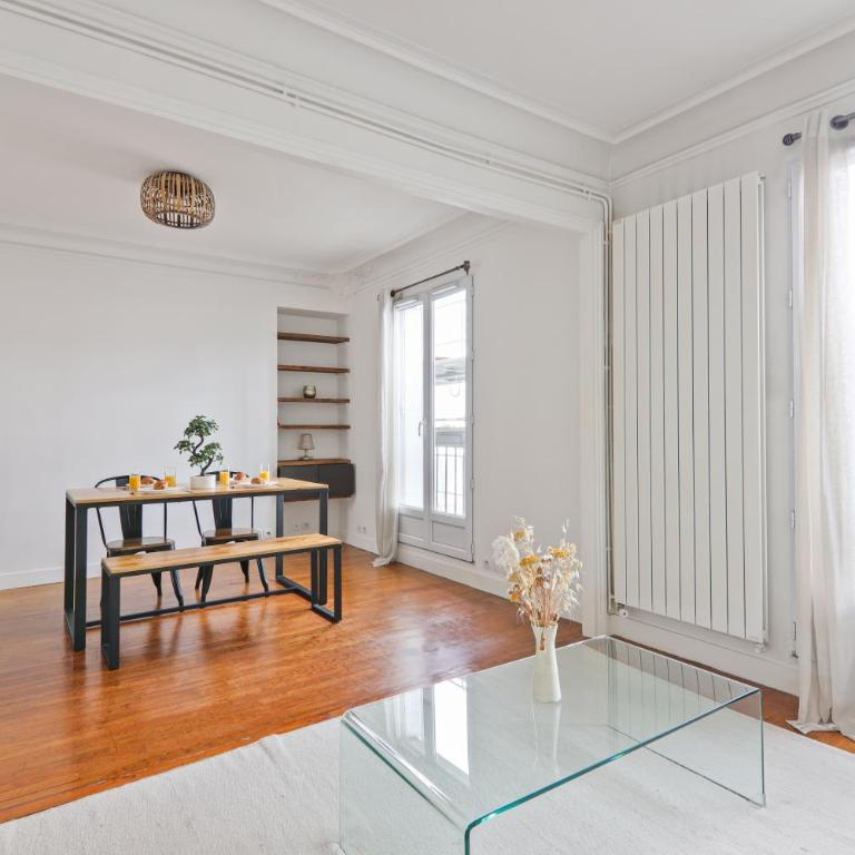 Haussmannien lumineux avec balcon proche Montmartre - Appartement 1 Chambre - 50