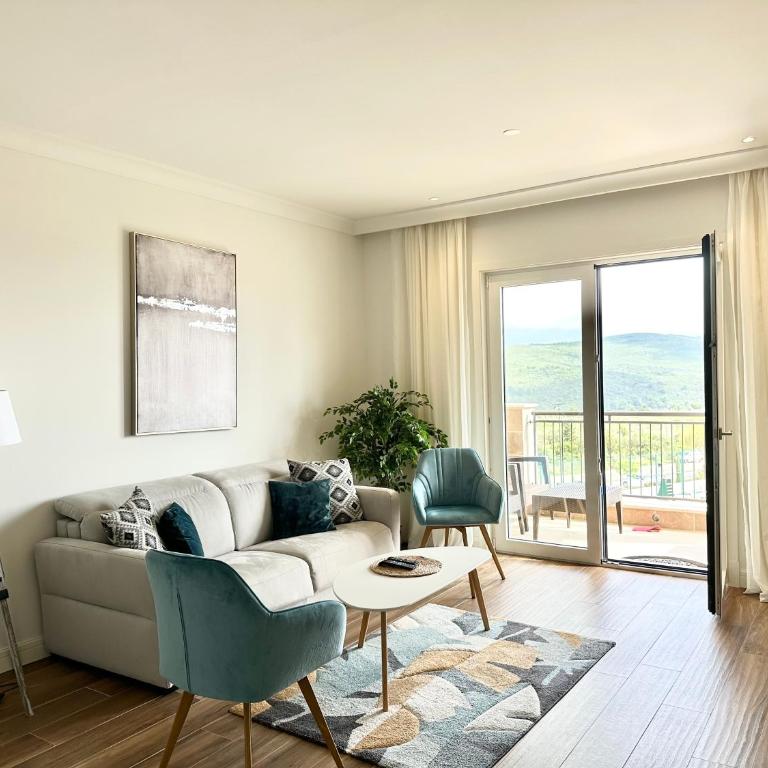 Contemporary One Bedroom Apartment - Lustica Centrale - One-Bedroom Apartment - 1