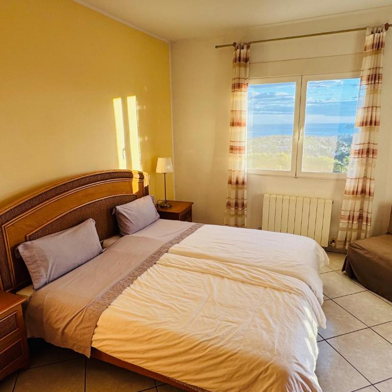 Large chalet with private pool - Chalet - 16
