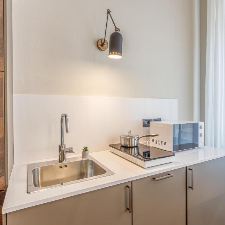Dimora d'Autore - Timeless Elegance in Modena - Appartamento con 1 Camera da Letto - 16