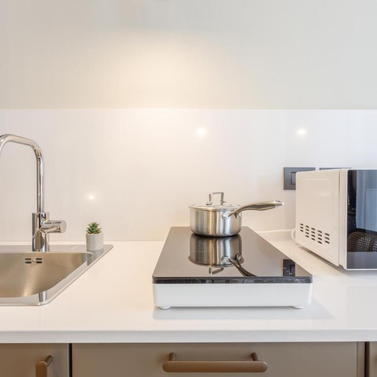 Dimora d'Autore - Timeless Elegance in Modena - Appartamento con 1 Camera da Letto - 17