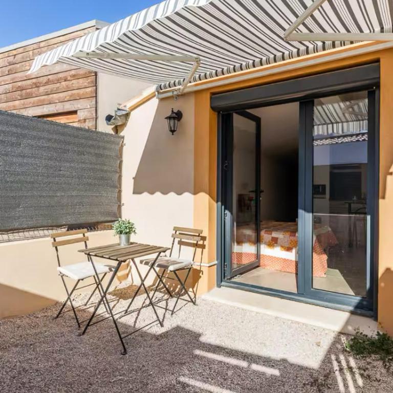 Studio de luxe avec cour ensoleillée - Appartement 1 Chambre - 1
