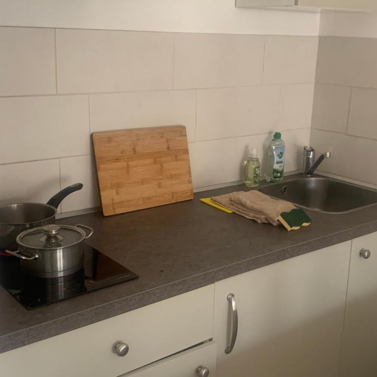 Studio de luxe avec cour ensoleillée - Appartement 1 Chambre - 5