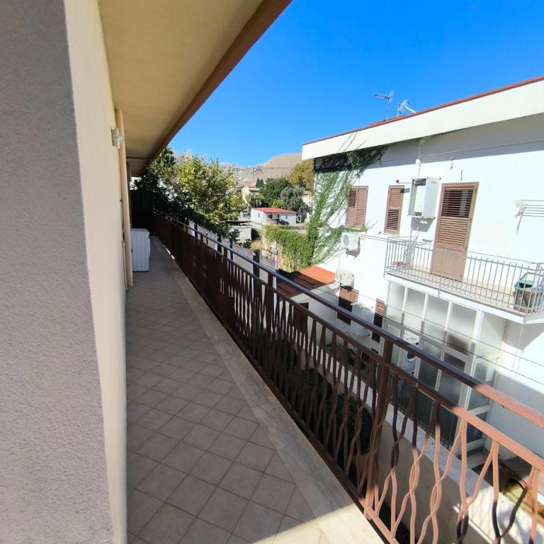 Azzurra Apartment Mondello - Casa Vacanza a due passi dal Mare - Two-Bedroom House - 21