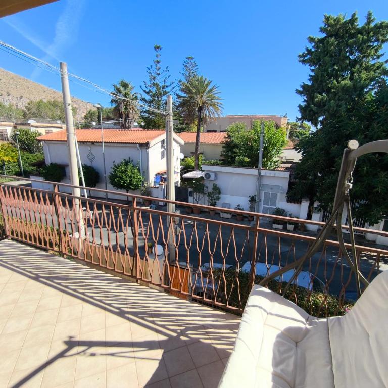 Azzurra Apartment Mondello - Casa Vacanza a due passi dal Mare - Two-Bedroom House - 18