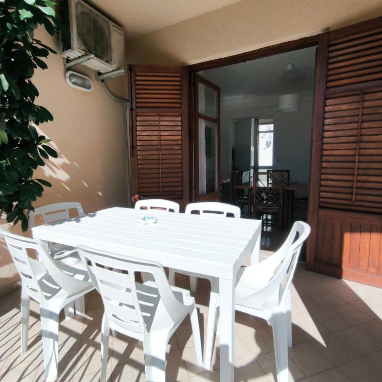 Azzurra Apartment Mondello - Casa Vacanza a due passi dal Mare - Two-Bedroom House - 12