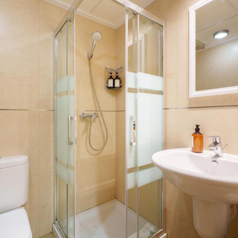 Hogar Brisa de las Marinas acogedor apartamento con amplia terraza y acceso directo a las piscinas-Comfortable apartment with spacious terrace and direct pool access - Apartamento de 2 dormitorios - 32