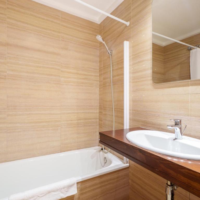 Hogar Brisa de las Marinas acogedor apartamento con amplia terraza y acceso directo a las piscinas-Comfortable apartment with spacious terrace and direct pool access - Apartamento de 2 dormitorios - 22
