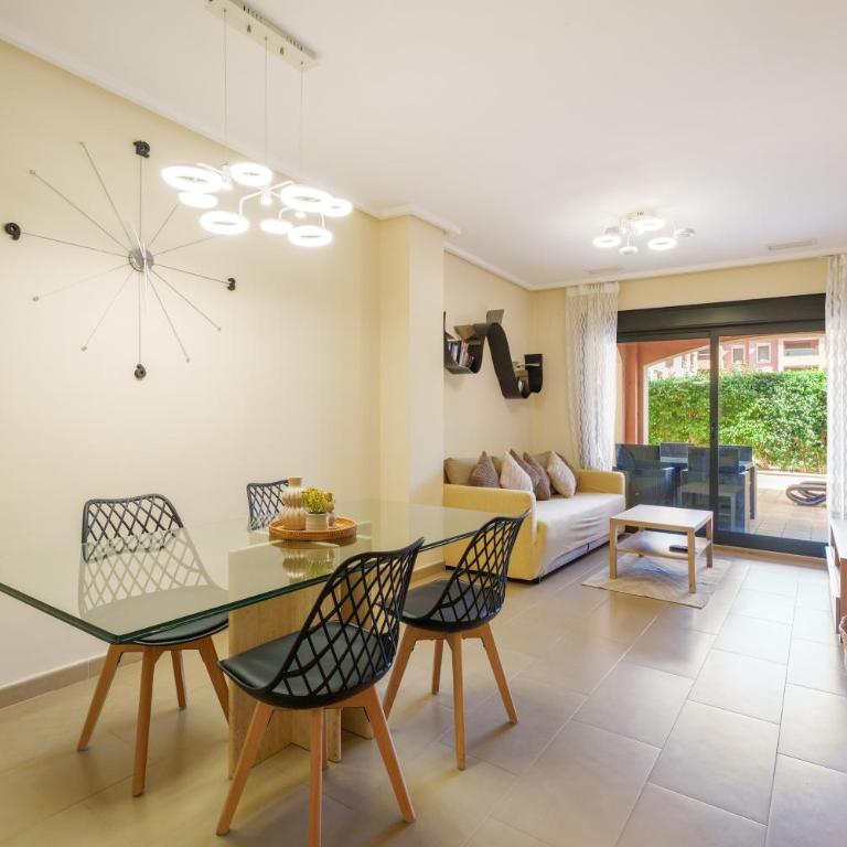 Hogar Brisa de las Marinas acogedor apartamento con amplia terraza y acceso directo a las piscinas-Comfortable apartment with spacious terrace and direct pool access - Apartamento de 2 dormitorios - 5