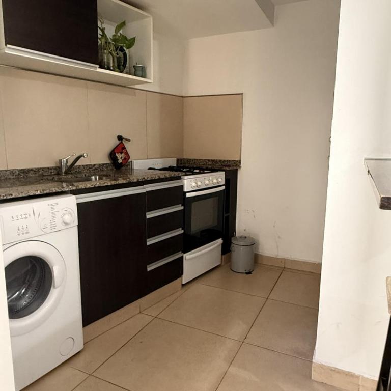 Moderno y funcional Dpto cerca del casco histórico de Salta - Two-Bedroom Apartment - 9